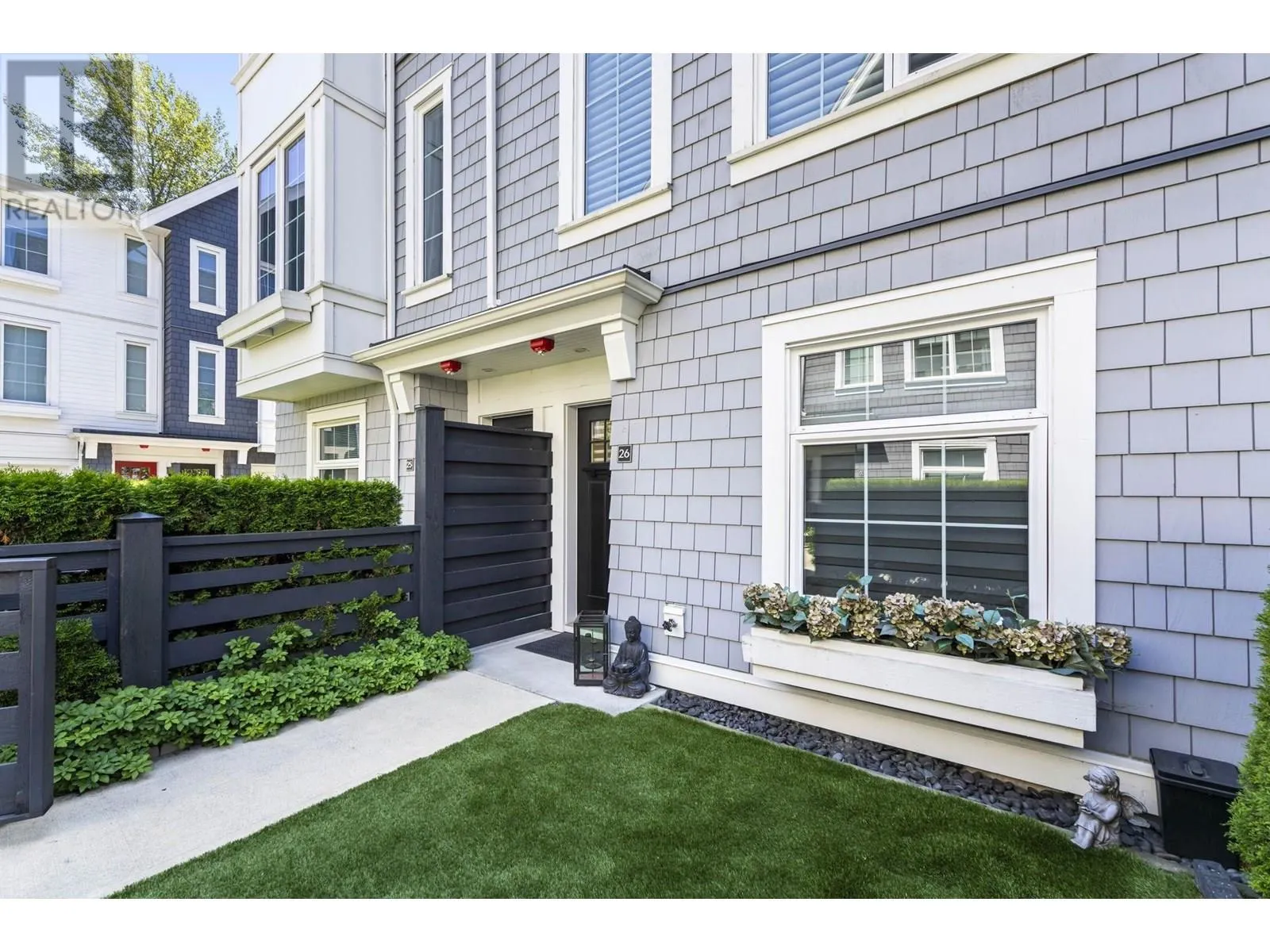 26 2560 PITT RIVER ROAD