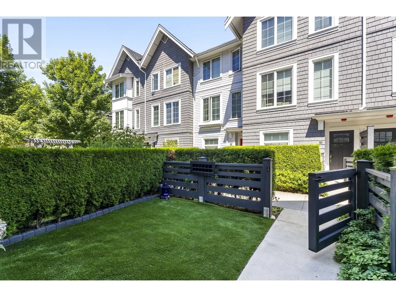 26 2560 PITT RIVER ROAD