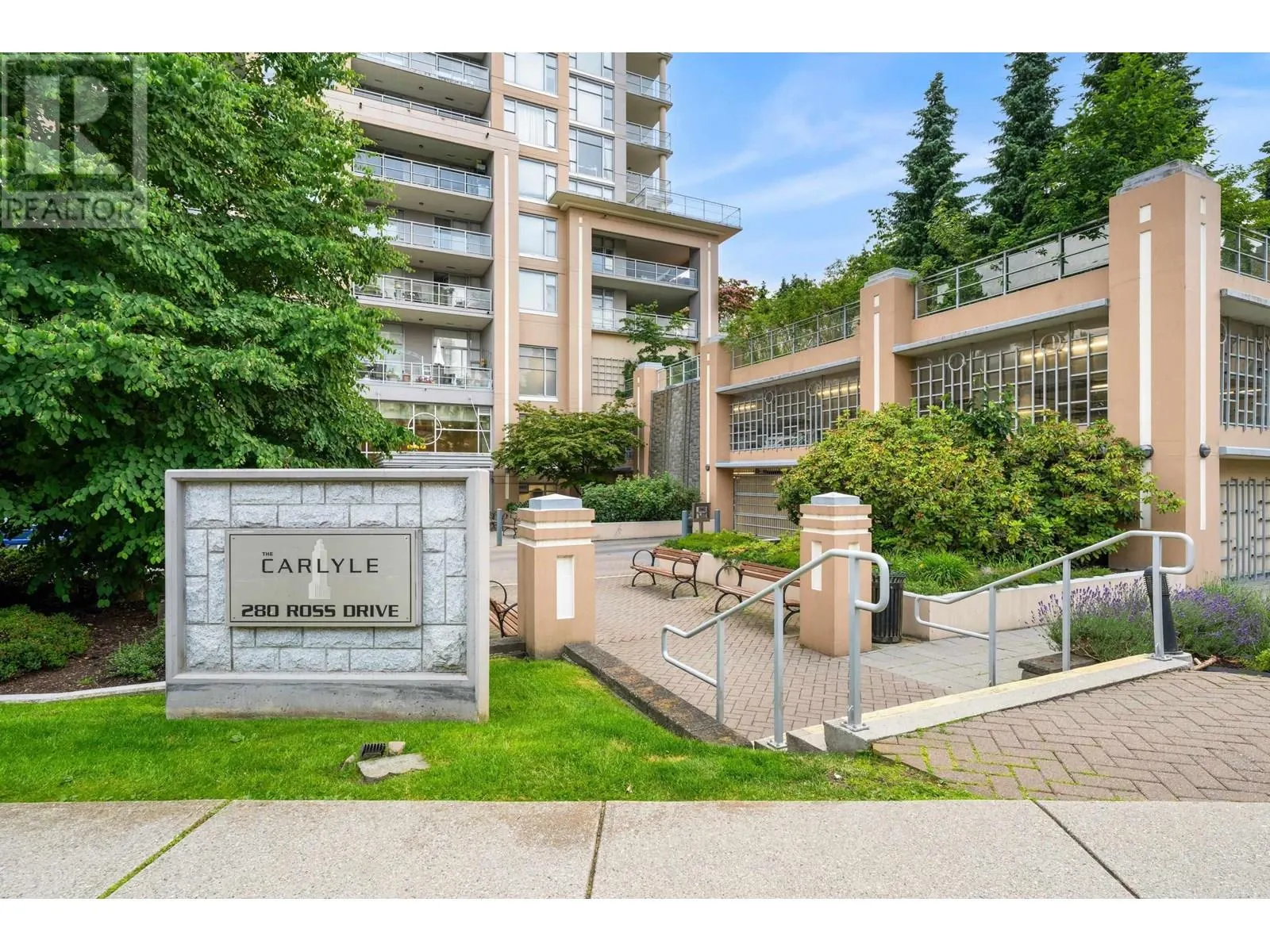 1202 280 ROSS DRIVE