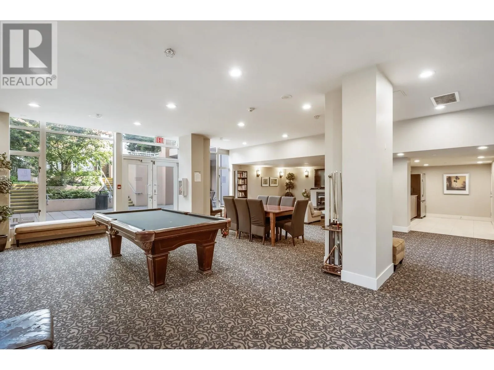 1202 280 ROSS DRIVE
