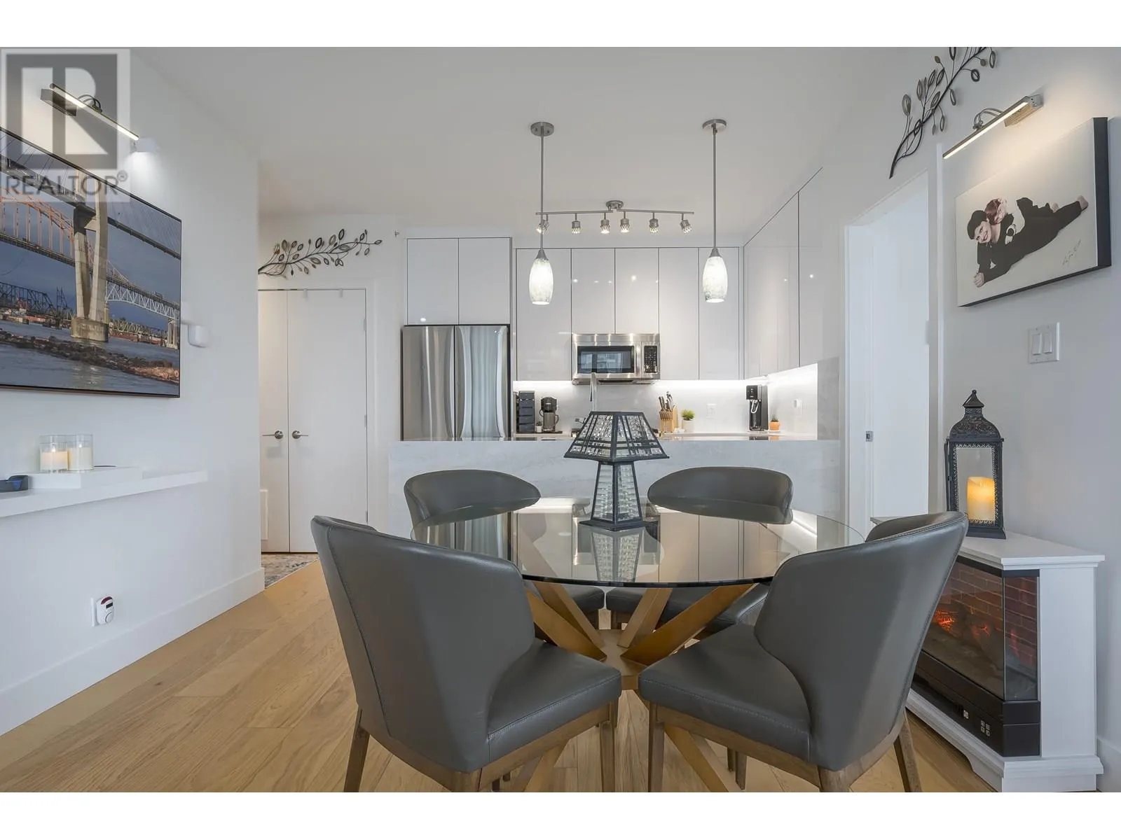 1202 280 ROSS DRIVE