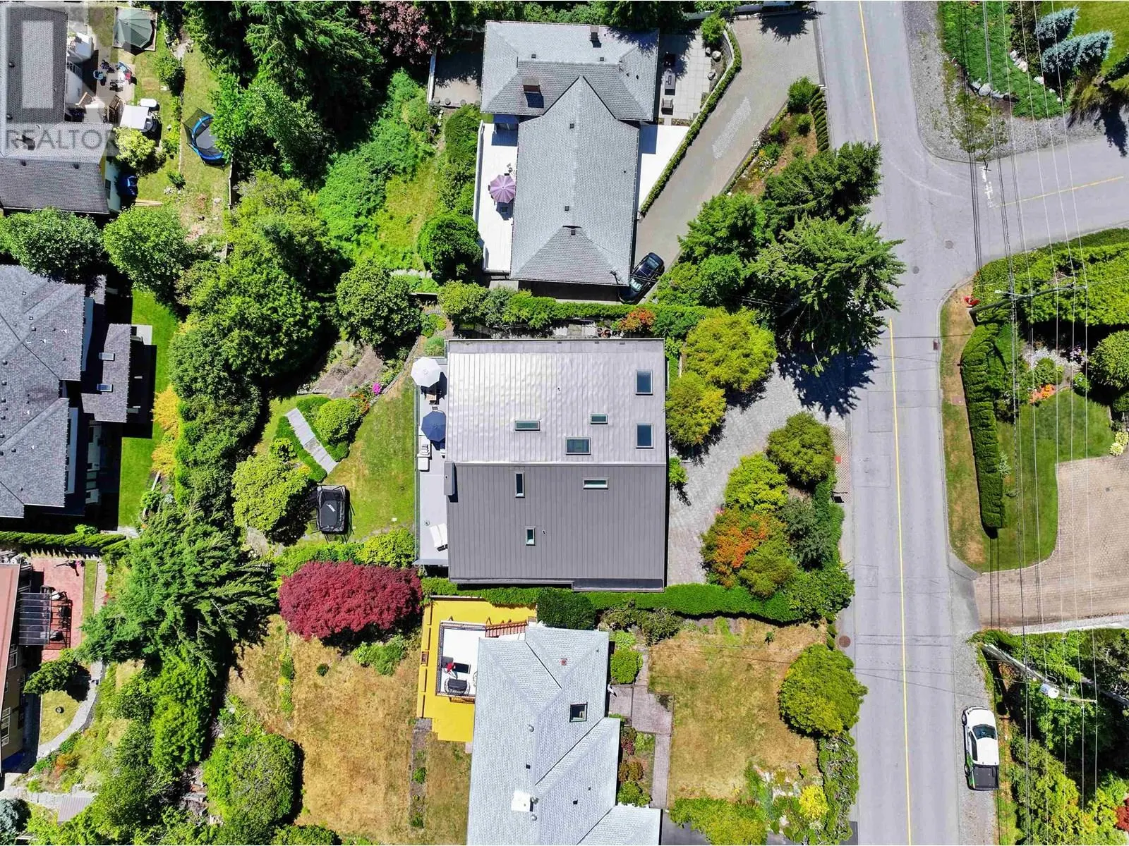 98 BONNYMUIR DRIVE