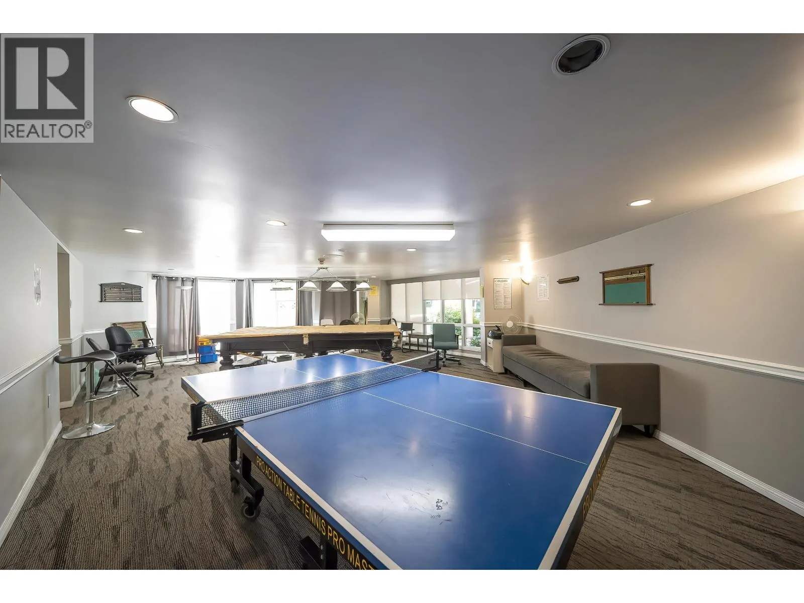 1002 1235 QUAYSIDE DRIVE