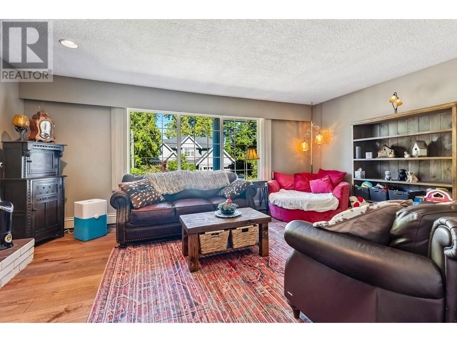 1554 FARRELL CRESCENT