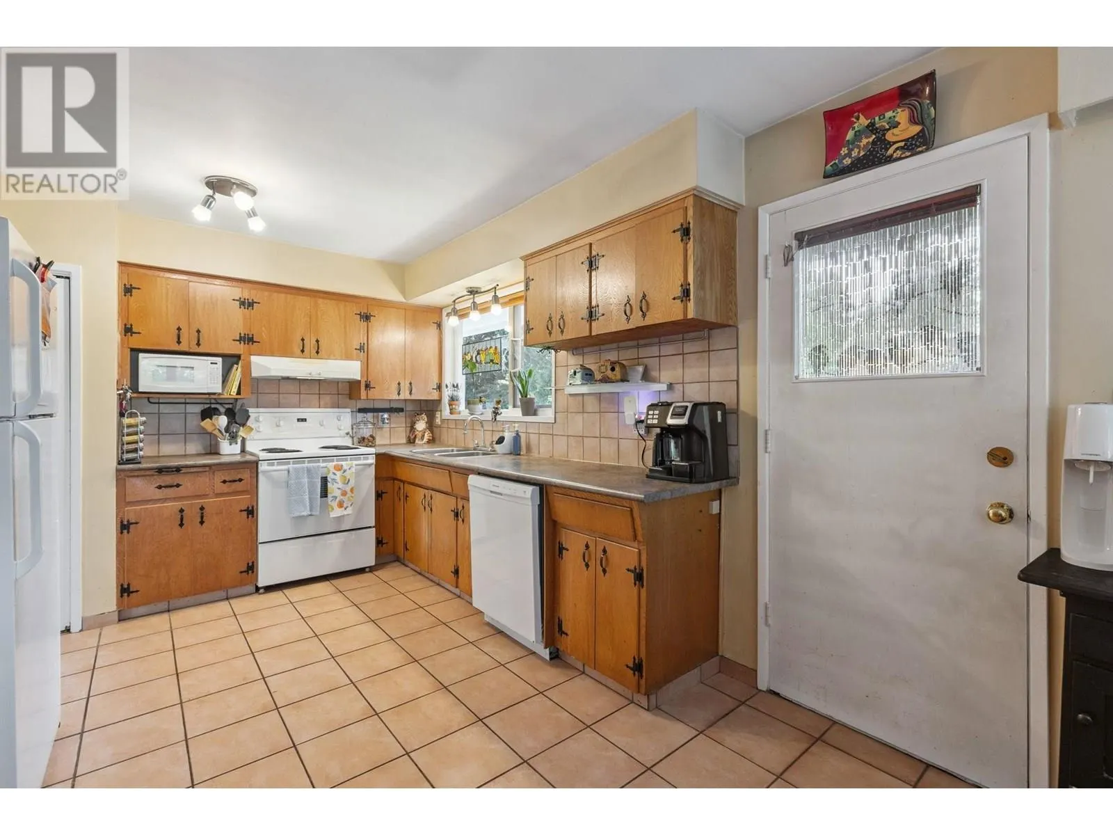 1554 FARRELL CRESCENT