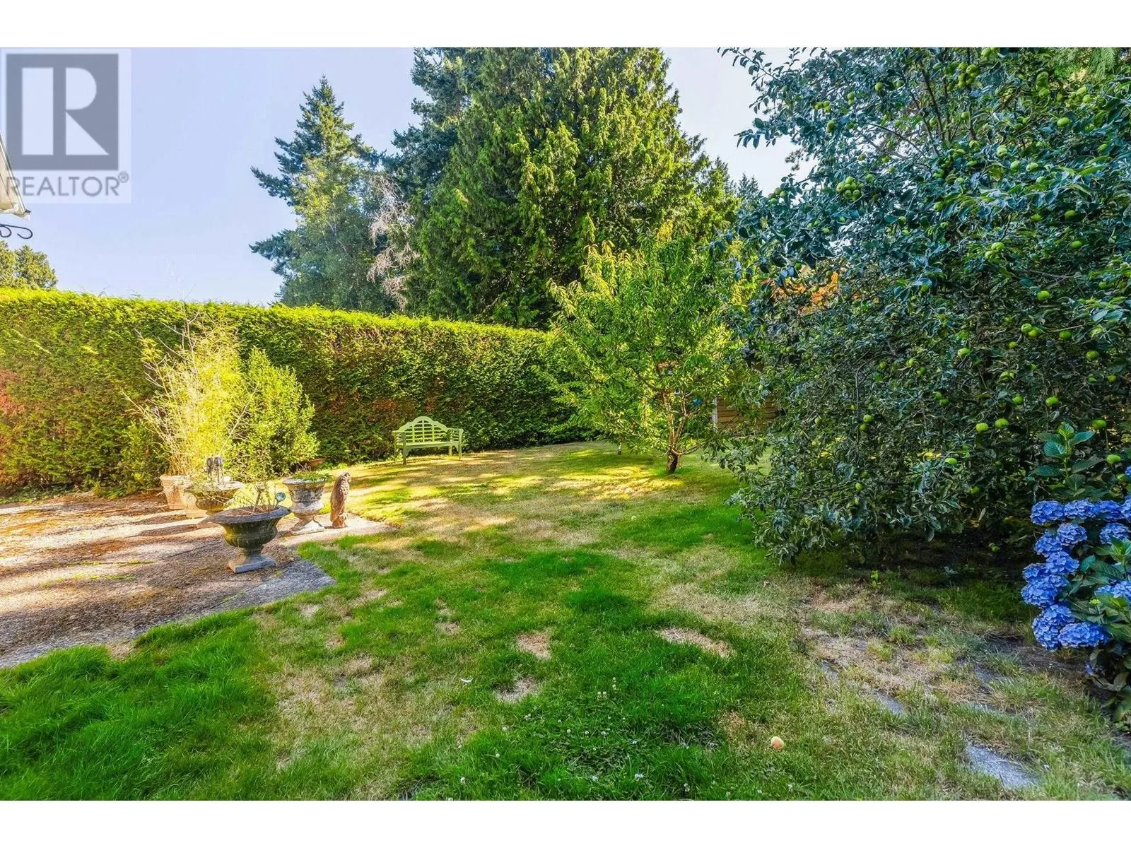 1554 FARRELL CRESCENT