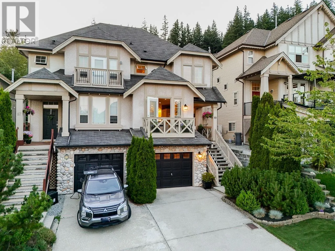 89 FERNWAY DRIVE