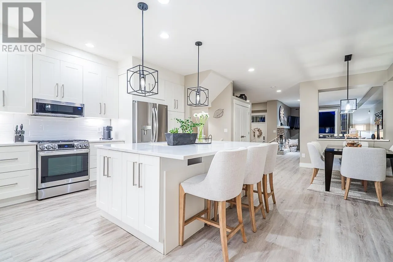 89 FERNWAY DRIVE