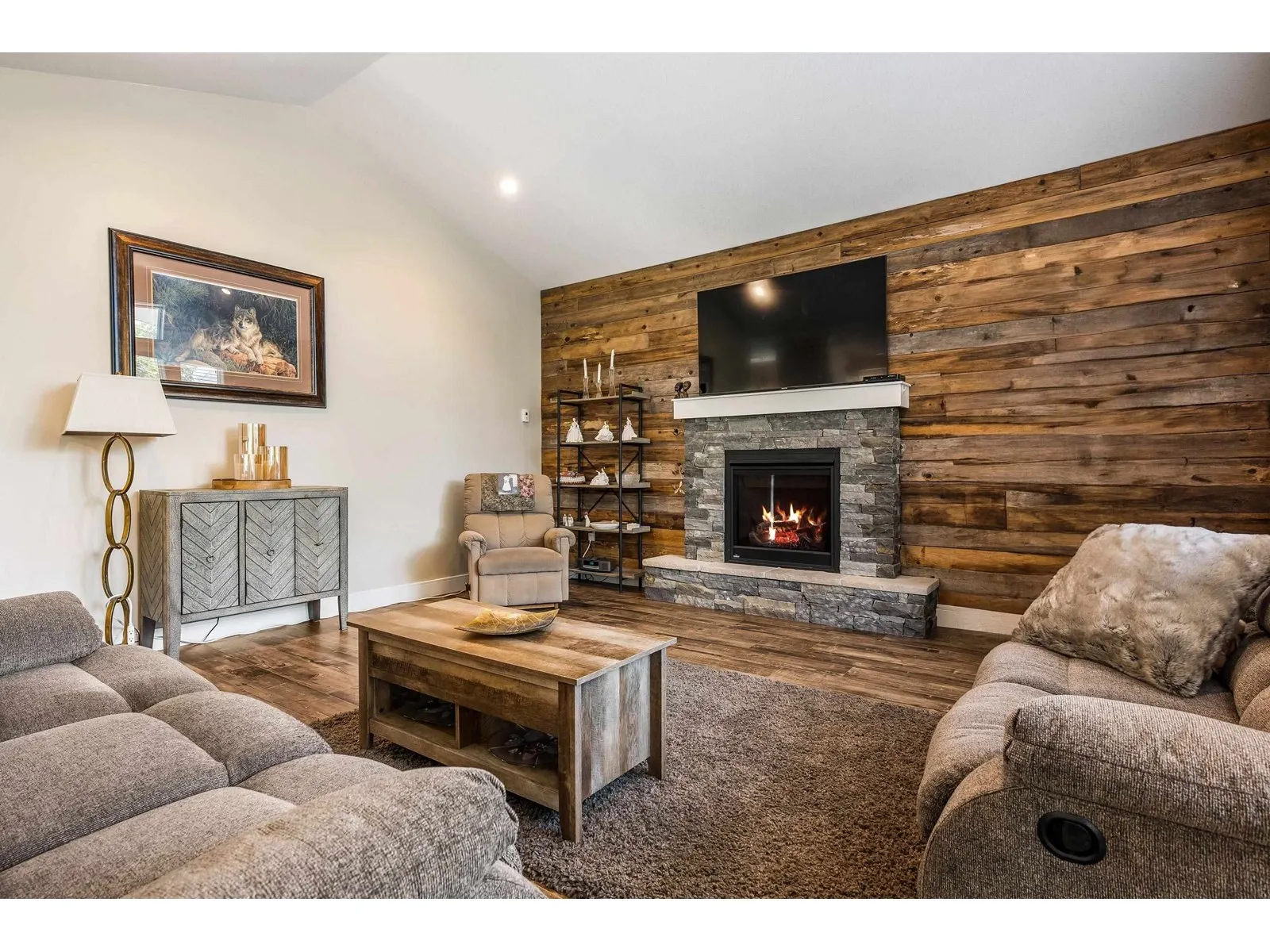 3 10082 WILLIAMS ROAD|Fairfield Island