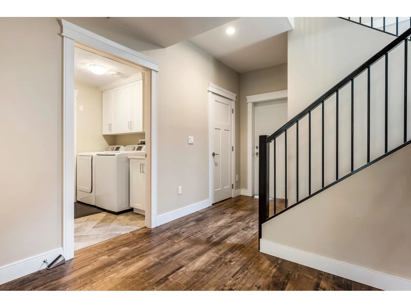 3 10082 WILLIAMS ROAD|Fairfield Island