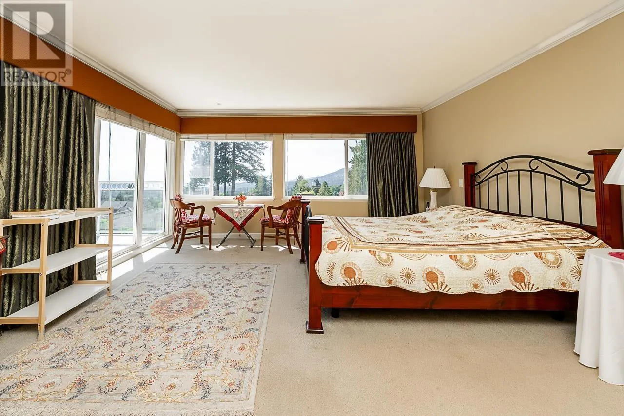 180 W OSBORNE ROAD