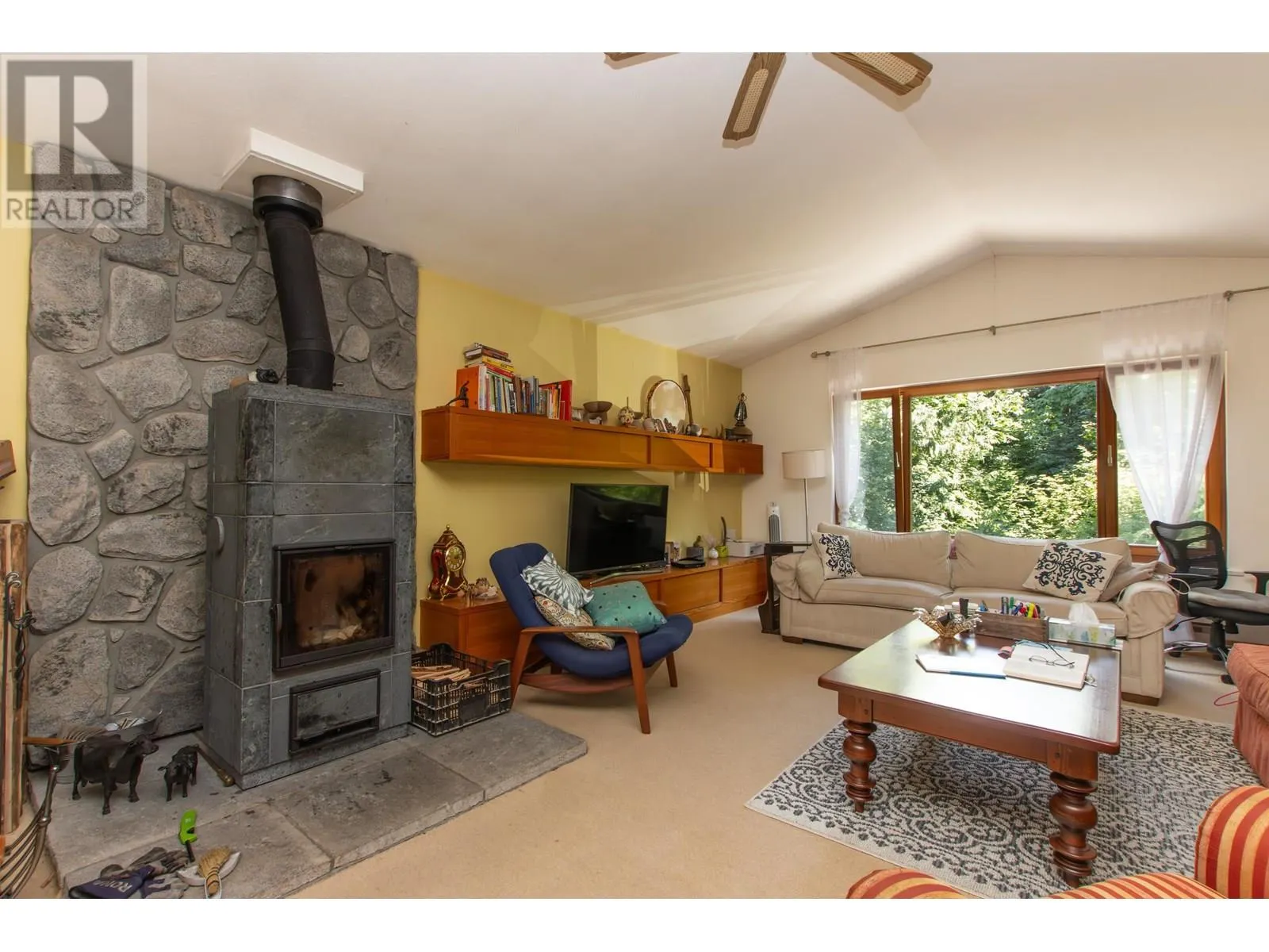 5071 PARADISE VALLEY ROAD
