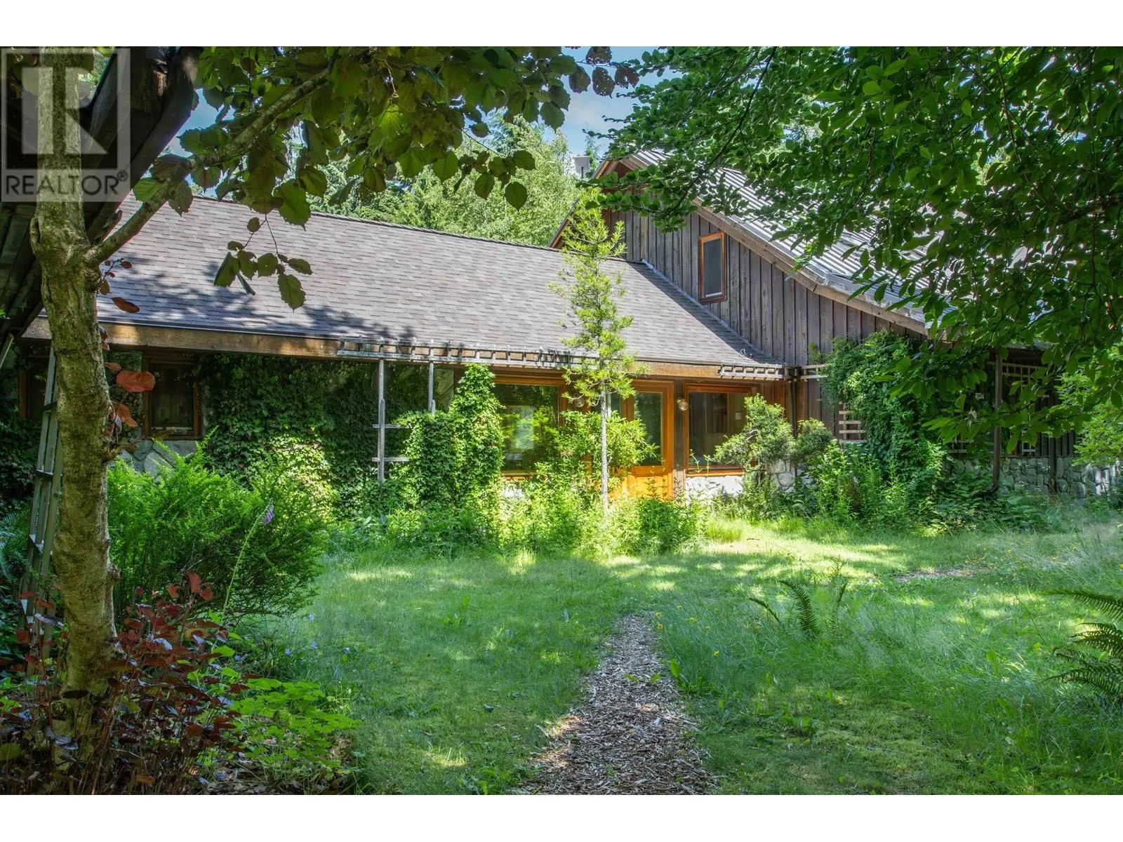 5071 PARADISE VALLEY ROAD