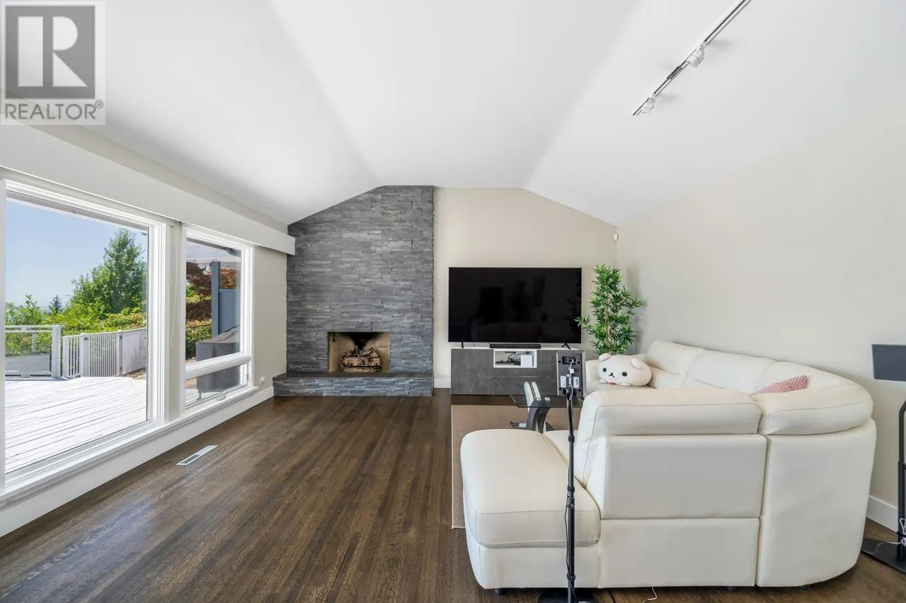 4111 BURKEHILL ROAD