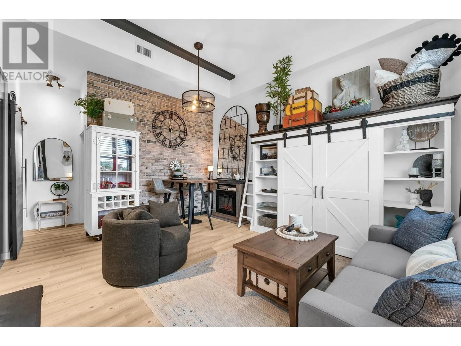 105 251 BOUNDARY BAY ROAD