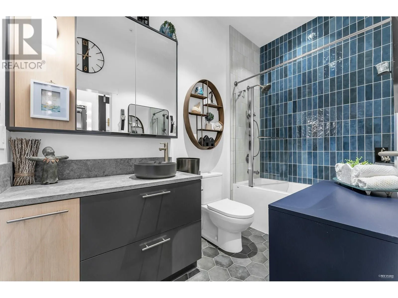 105 251 BOUNDARY BAY ROAD