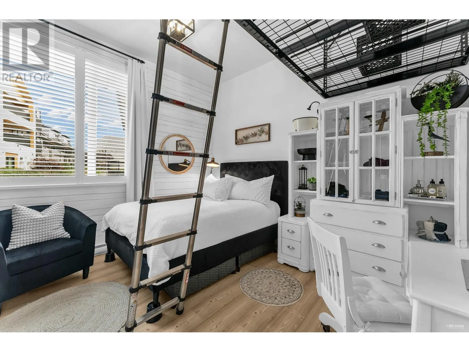 105 251 BOUNDARY BAY ROAD