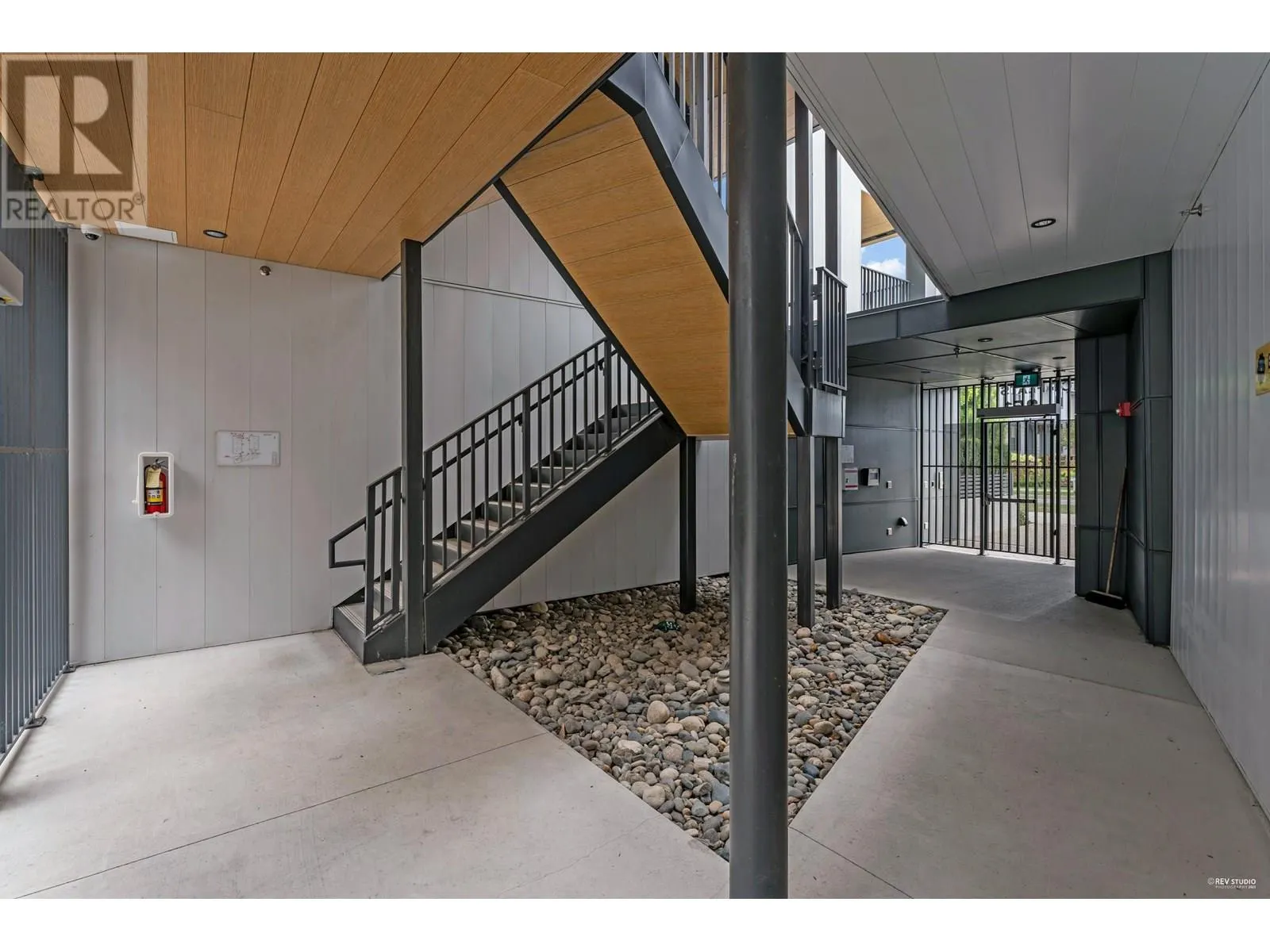 105 251 BOUNDARY BAY ROAD
