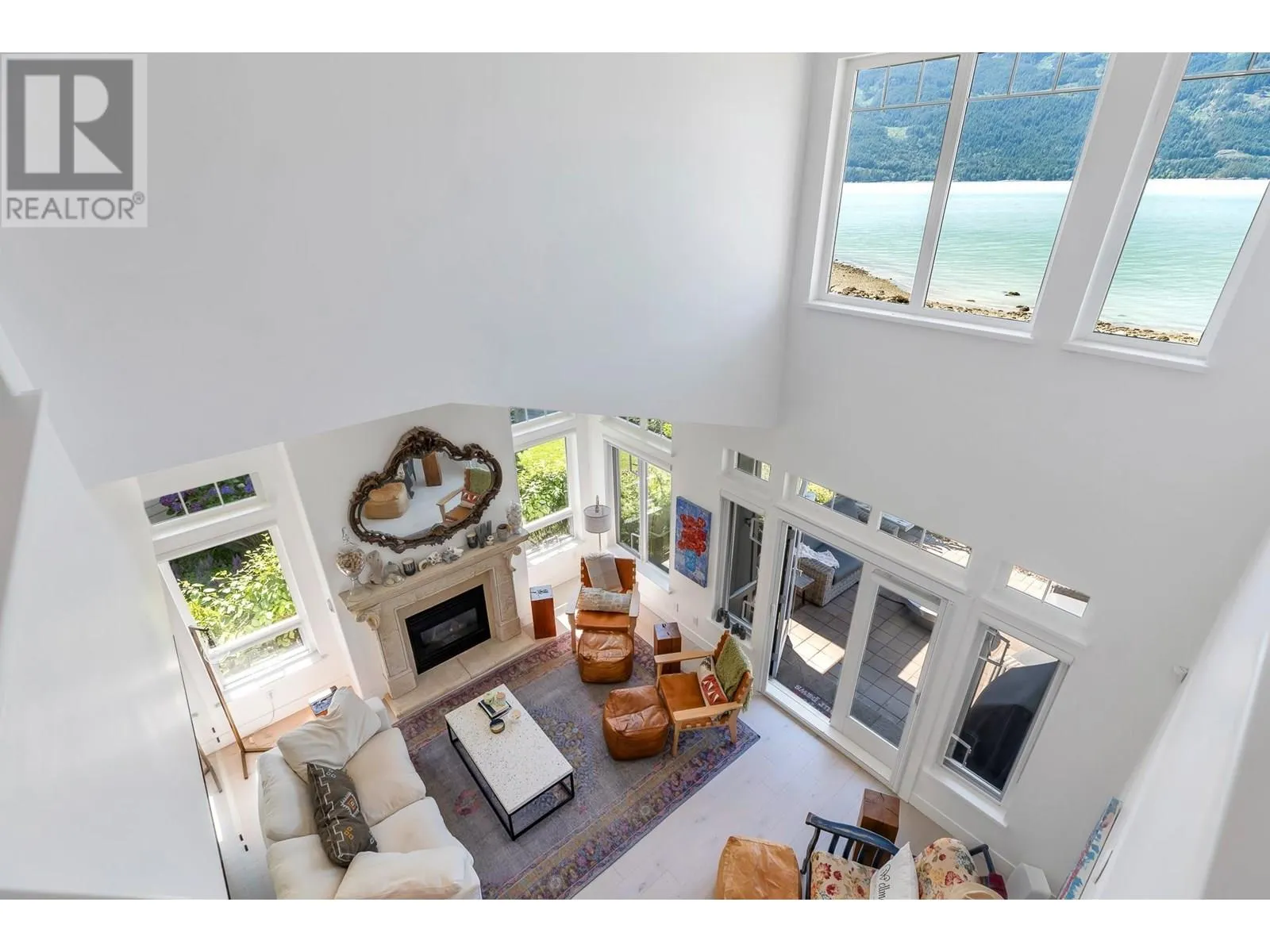 11 BEACH DRIVE