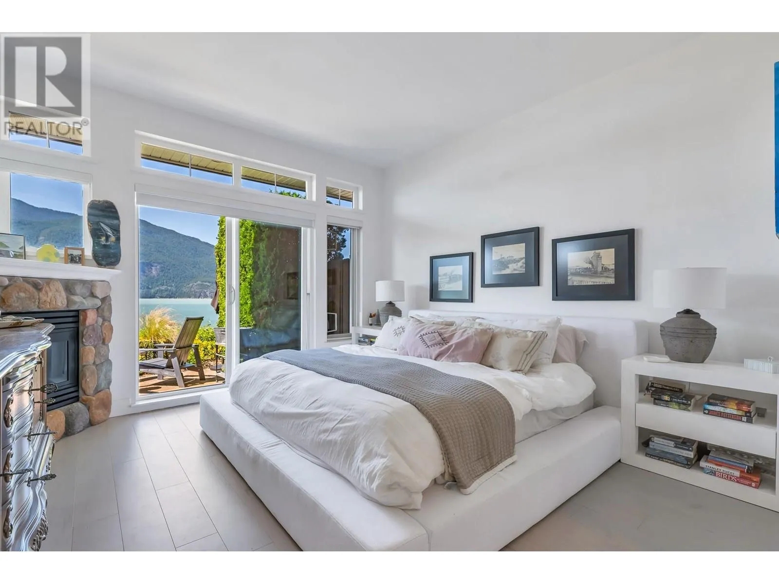 11 BEACH DRIVE