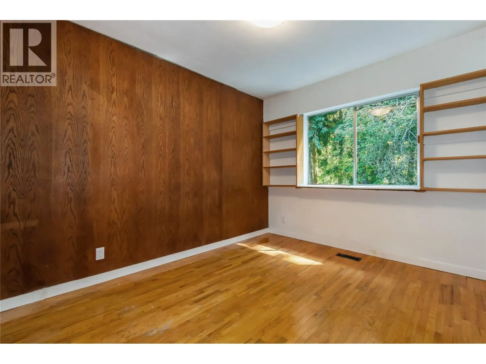 3014 DUVAL ROAD