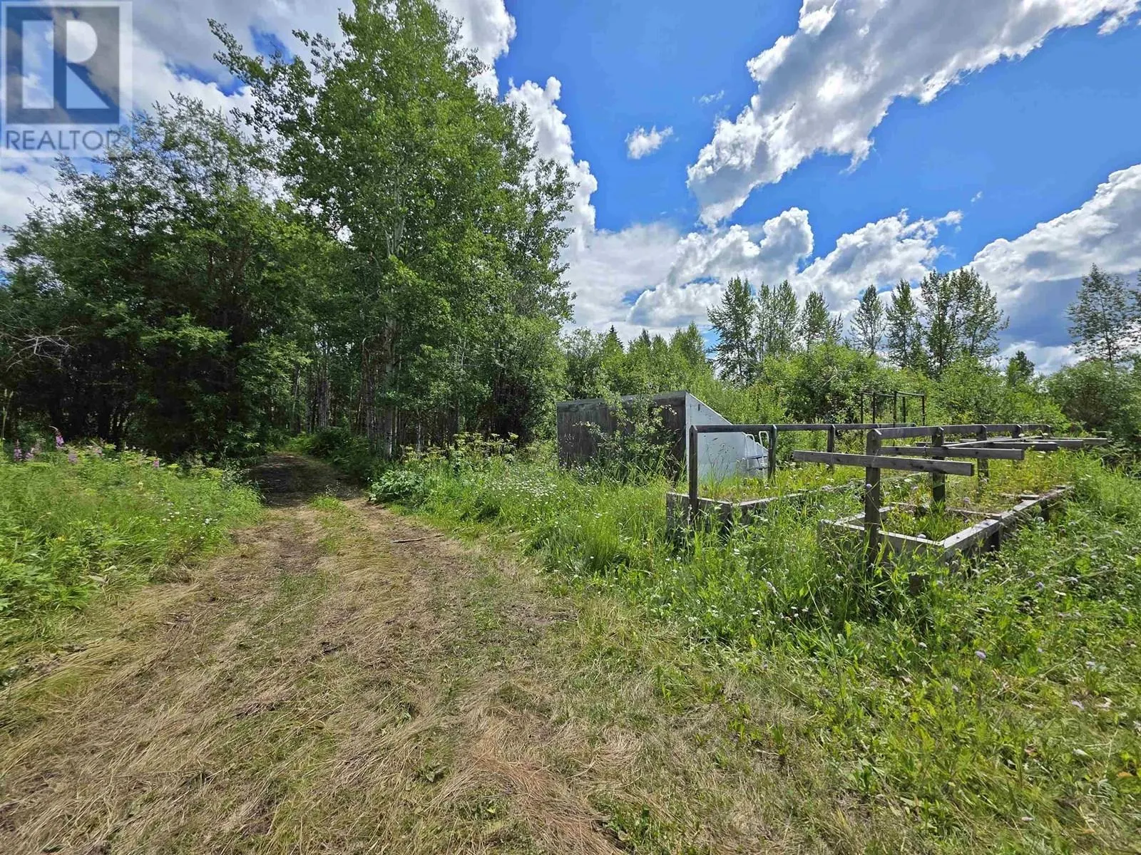 4633-4651 BARKERVILLE HIGHWAY