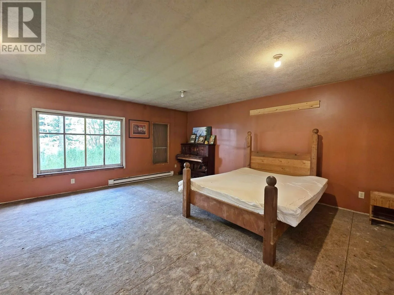 4633-4651 BARKERVILLE HIGHWAY