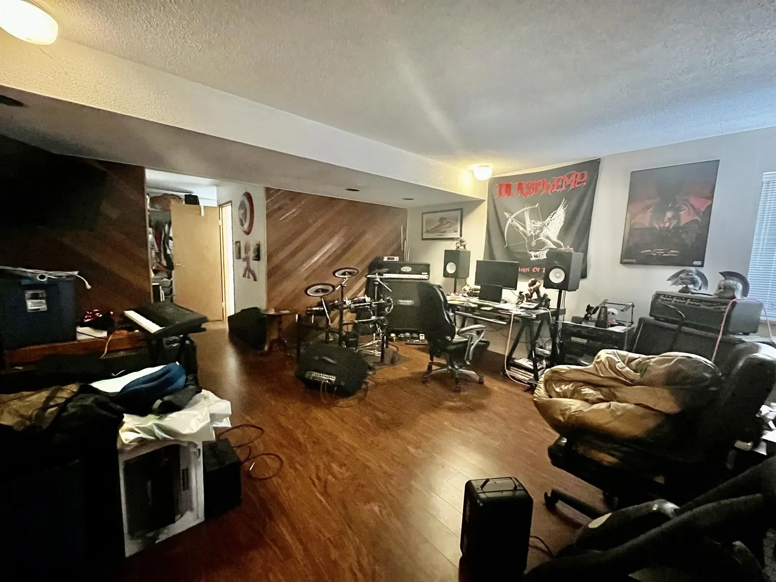 6742 BAKER ROAD