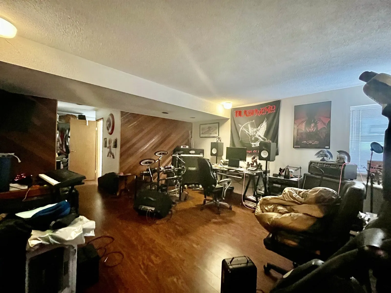 6742 BAKER ROAD