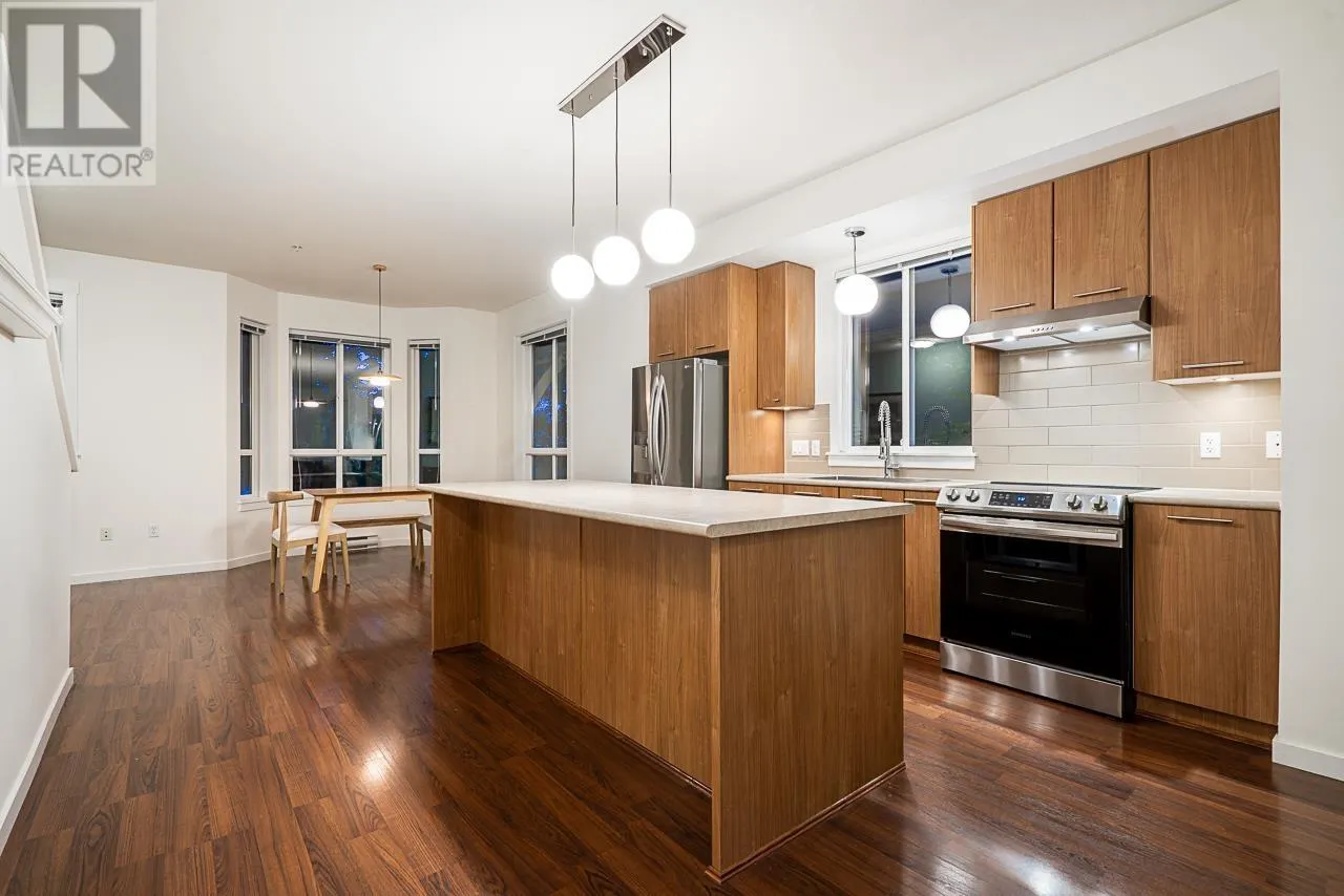 14 2418 AVON PLACE
