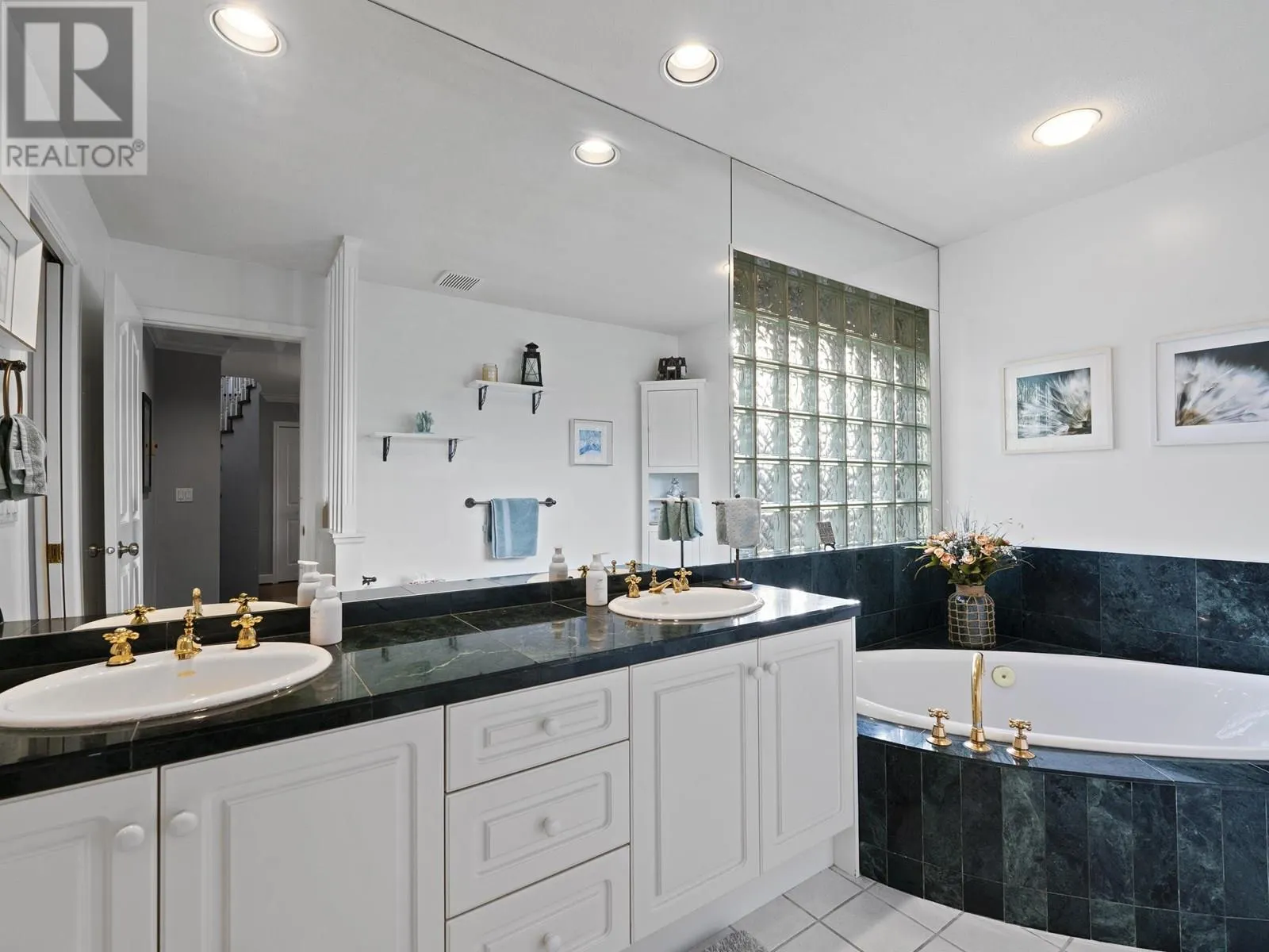 5390 WESTHAVEN WYND