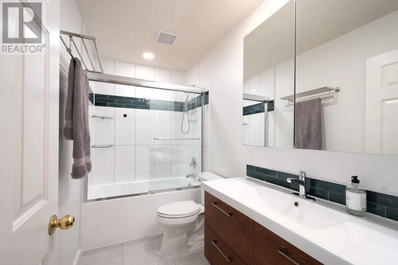 1 181 RAVINE DRIVE