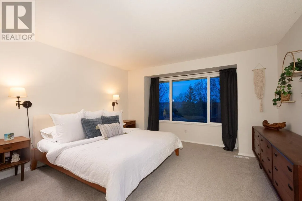 1 181 RAVINE DRIVE
