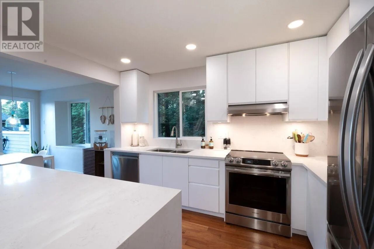 1 181 RAVINE DRIVE