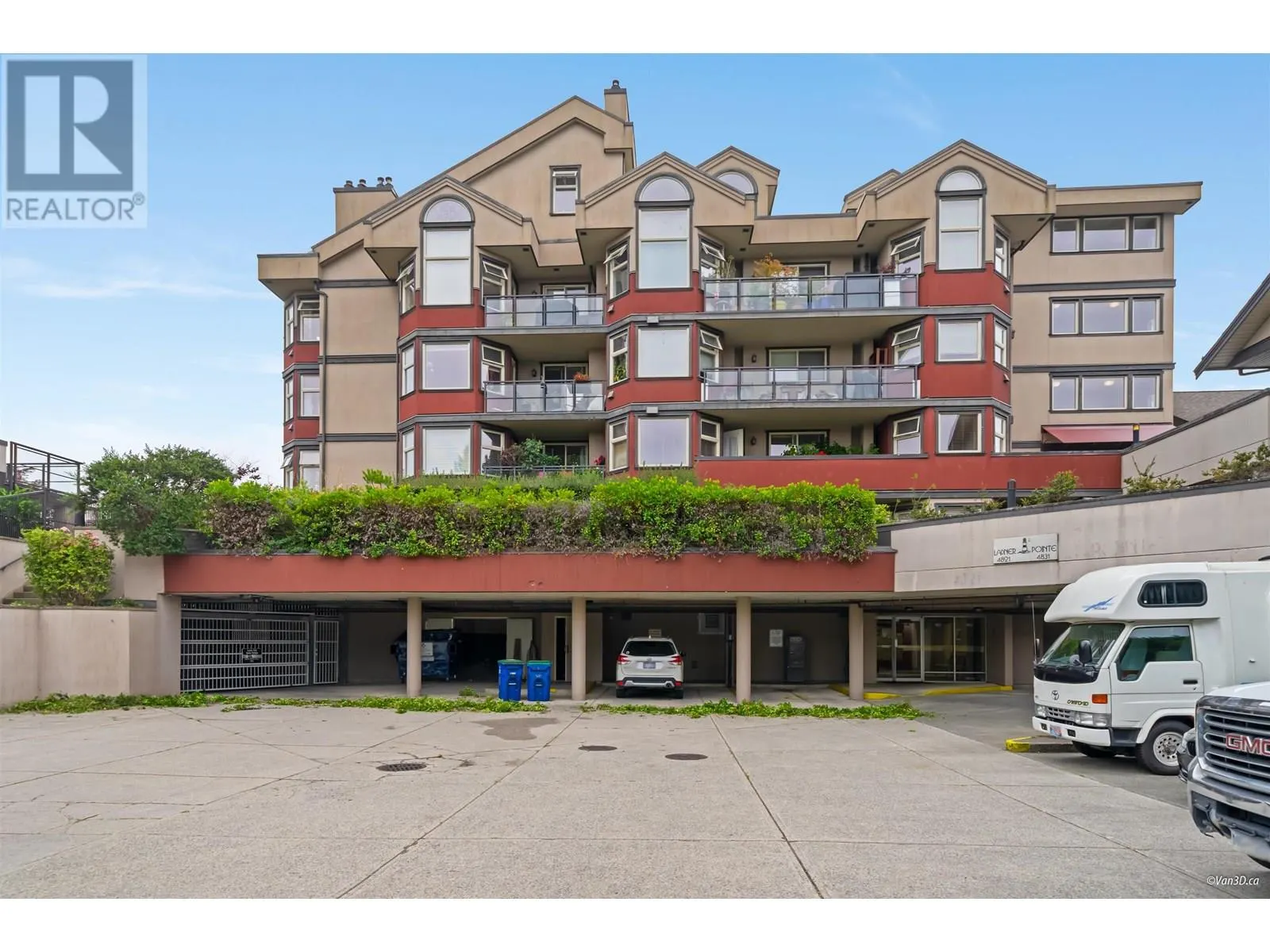 C207 4831 53 STREET