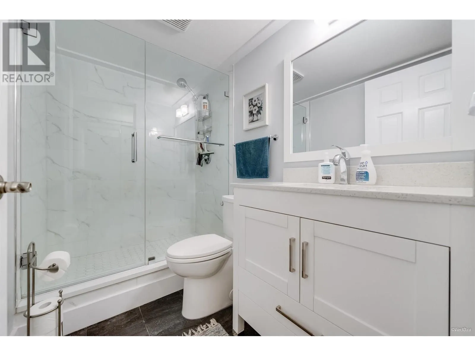 C207 4831 53 STREET