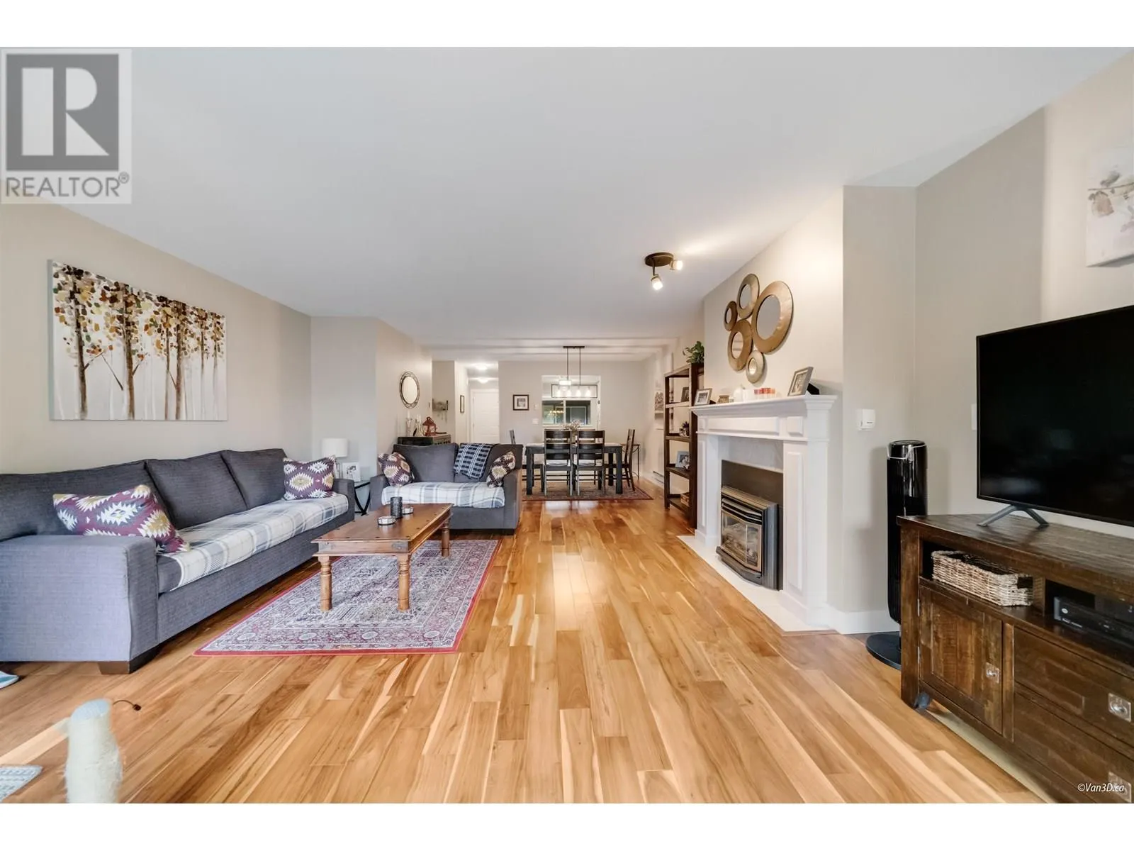 C207 4831 53 STREET