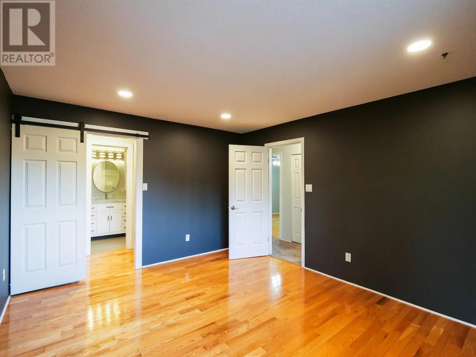 157 THOMPSON ROAD