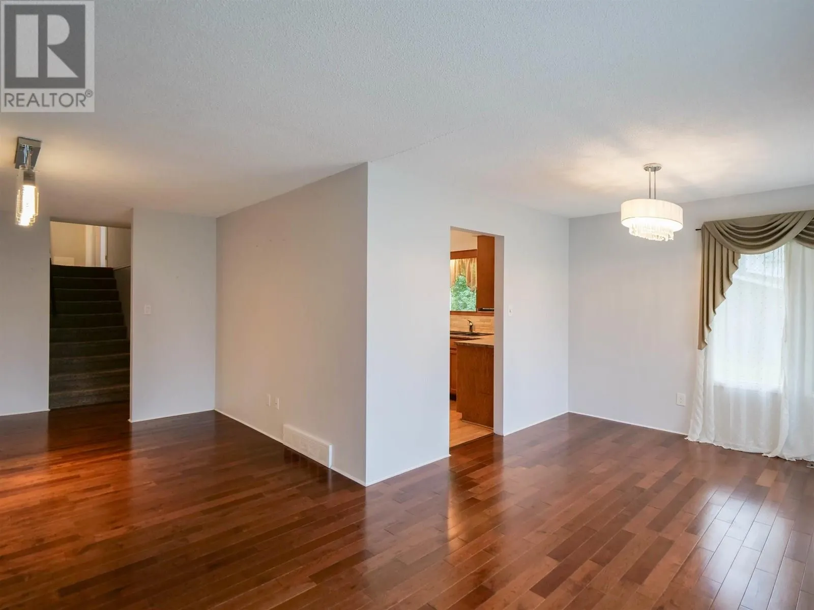 157 THOMPSON ROAD