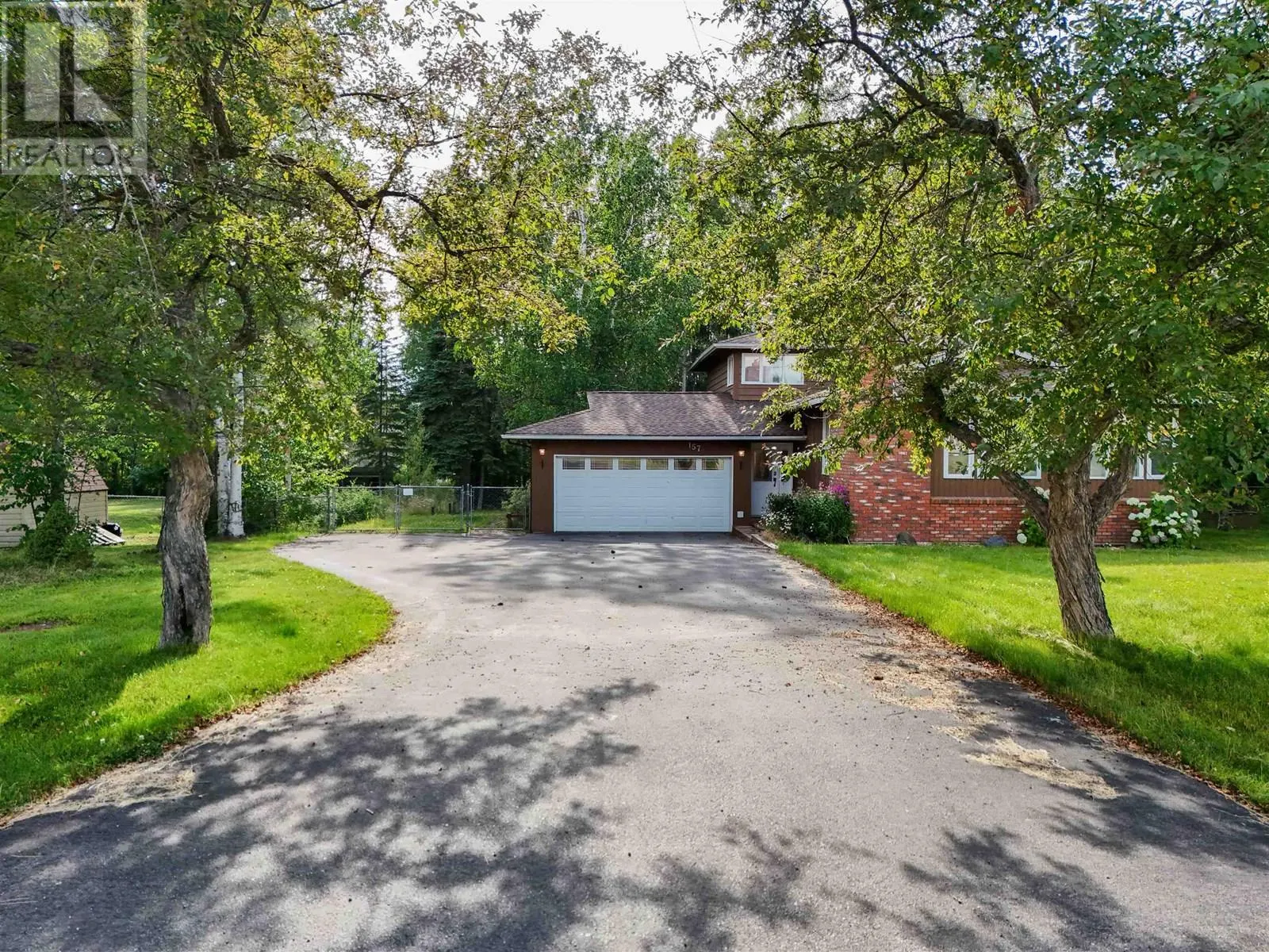 157 THOMPSON ROAD