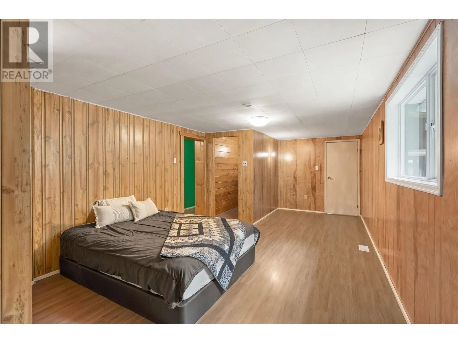 4015 NORDIC DRIVE