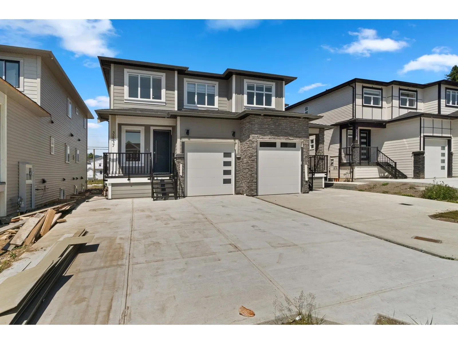 32537 HIGGINBOTTOM COURT