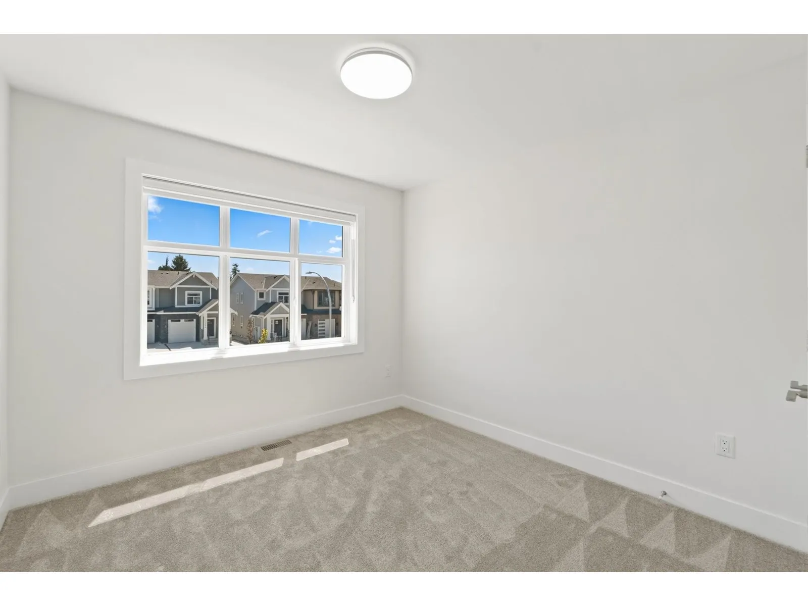 32539 HIGGINBOTTOM COURT
