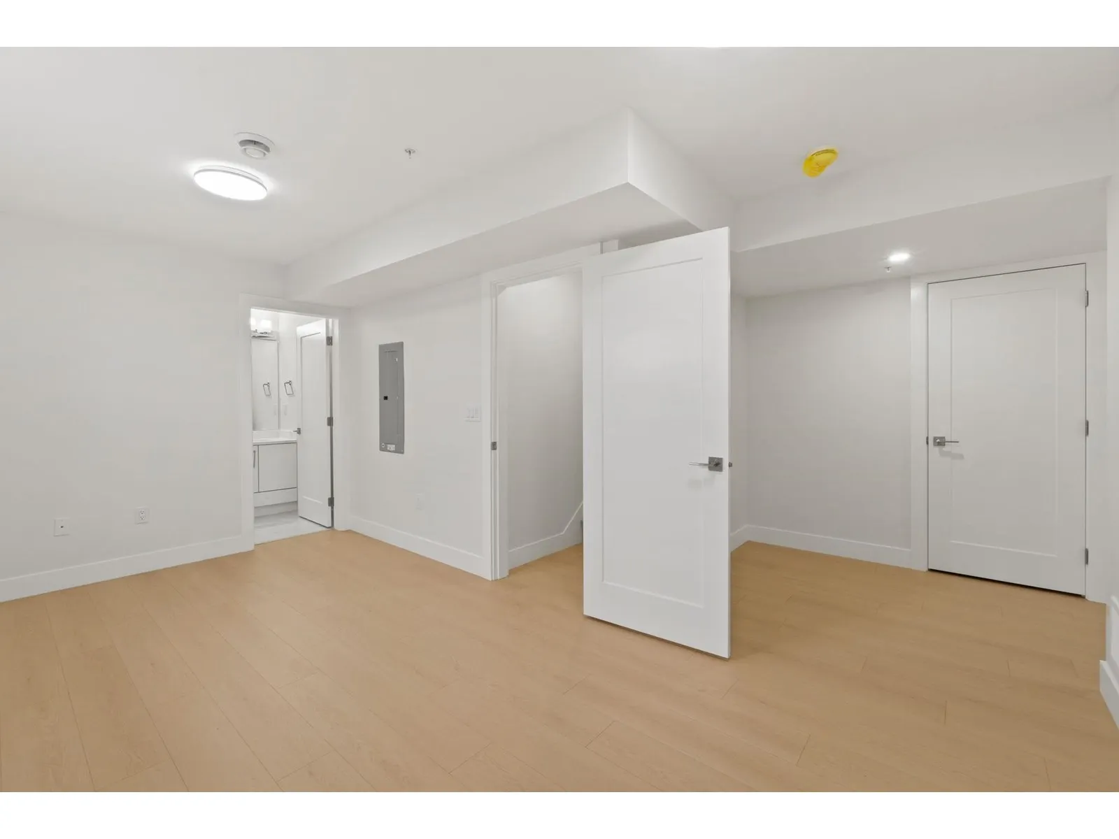 32539 HIGGINBOTTOM COURT