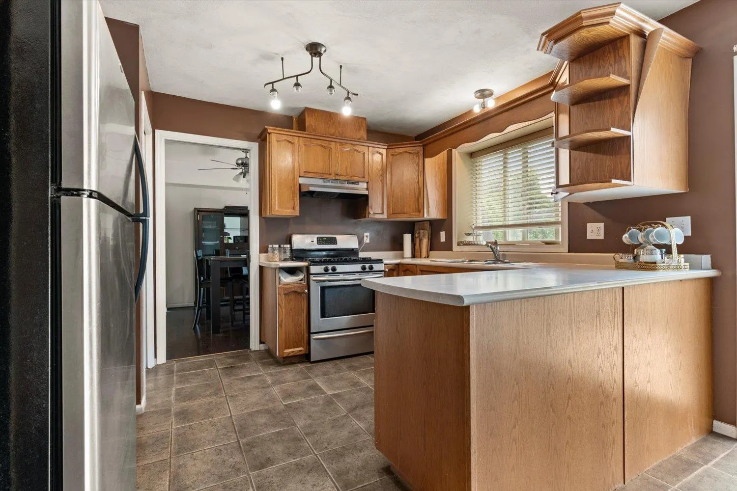 10264 PARKWOOD DRIVE|Rosedale