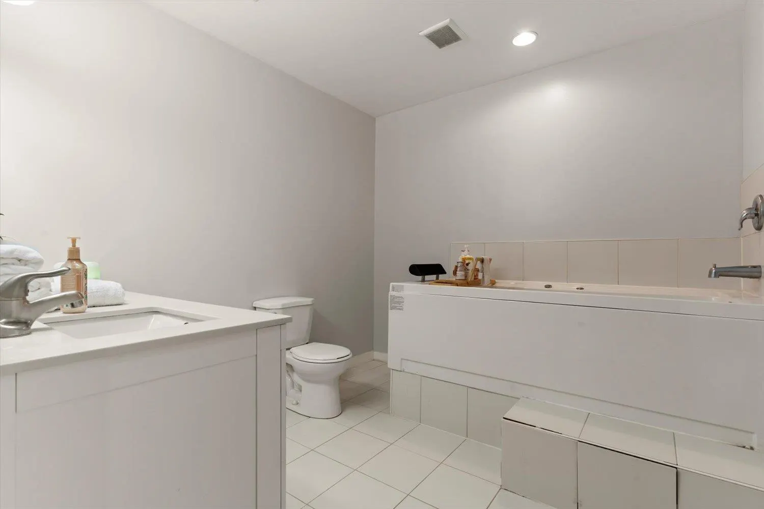 10264 PARKWOOD DRIVE|Rosedale