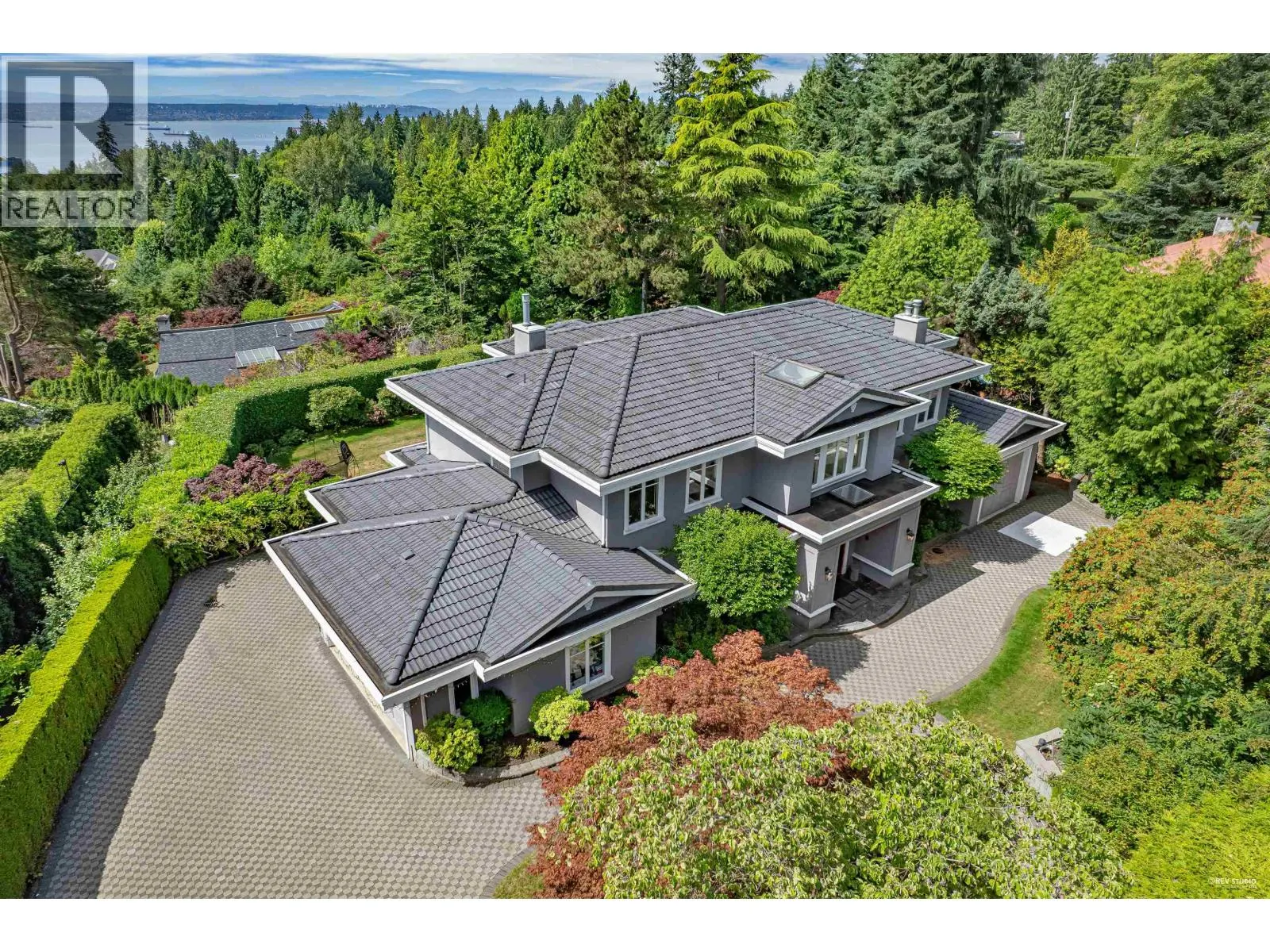 848 FAIRMILE ROAD