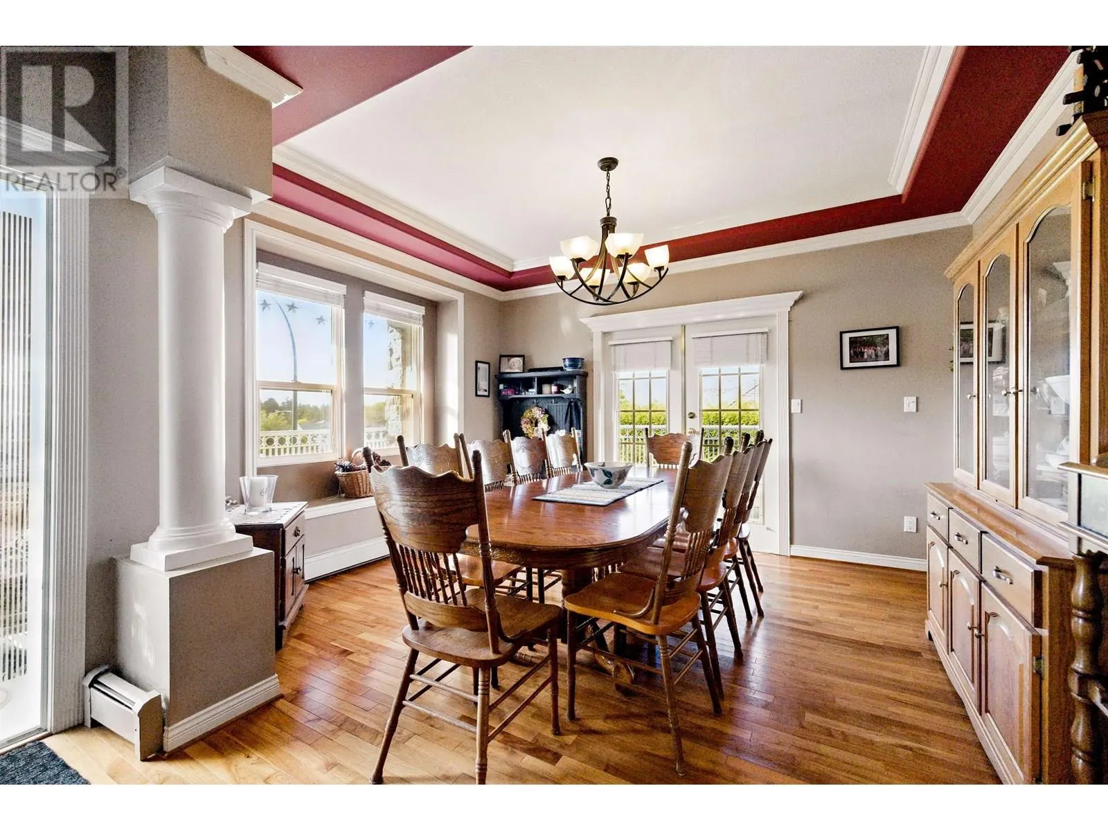 330 ROSEHILL WYND