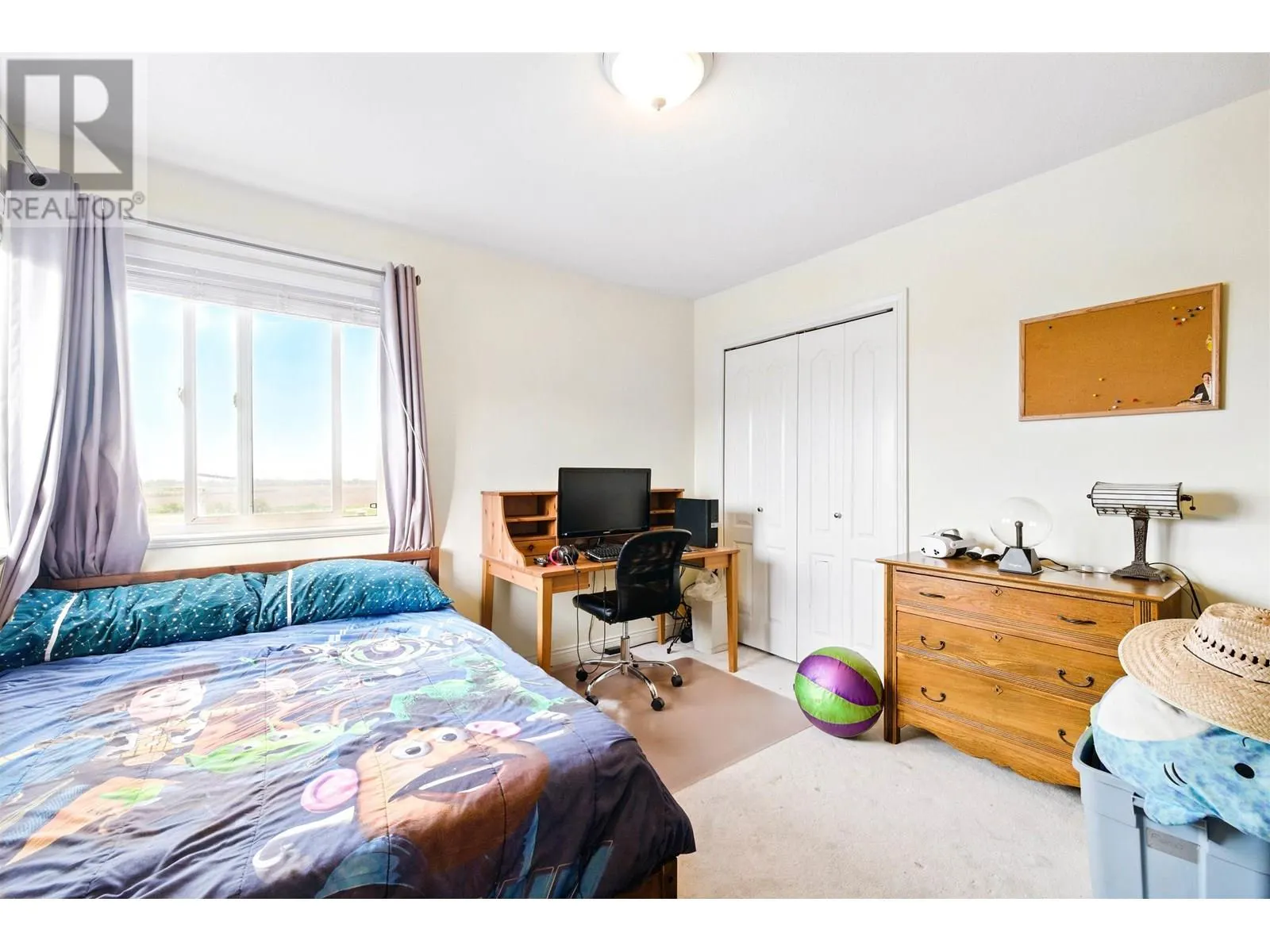 330 ROSEHILL WYND