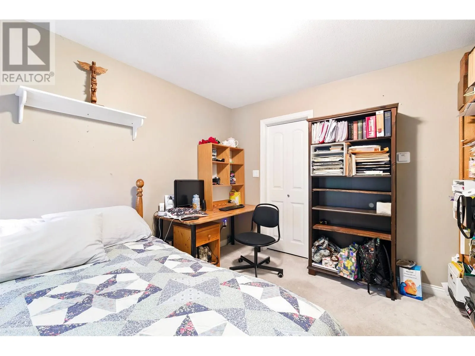330 ROSEHILL WYND